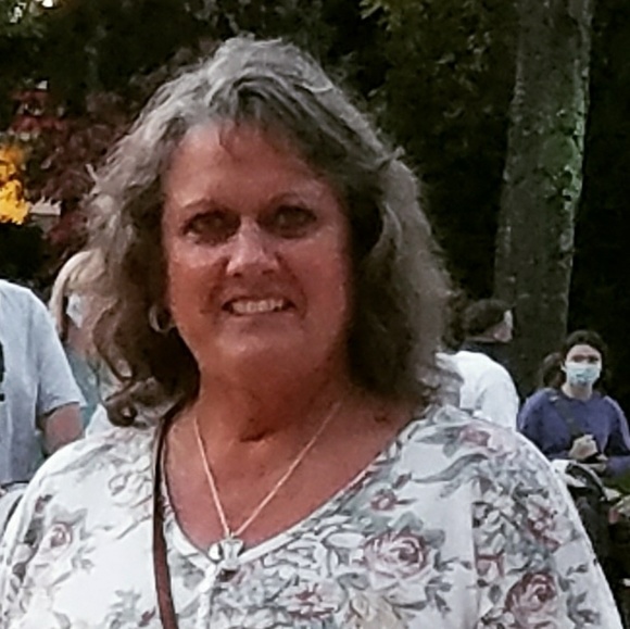 Meet your Posher, Ronda - Picture 1 of 1